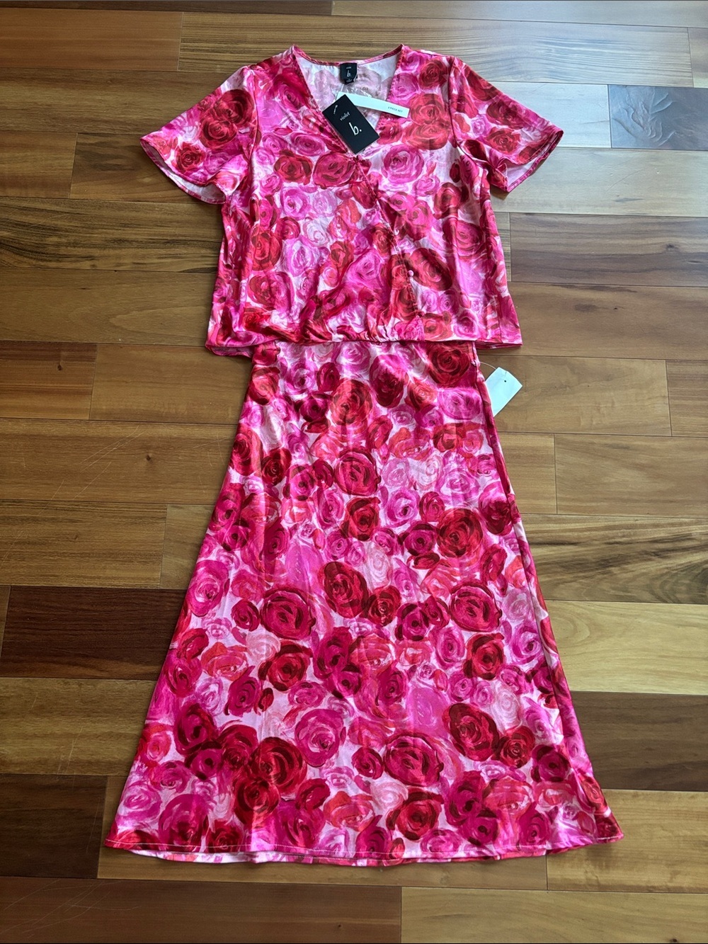 NWT Violet B skirt set